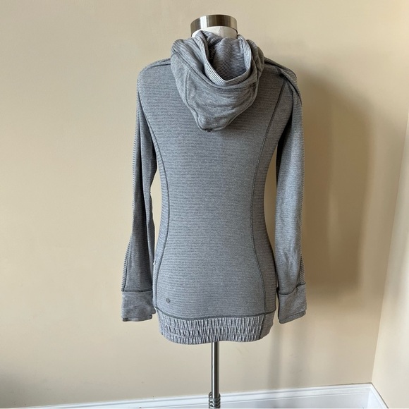 Lululemon think fast pullover hoodie top gray 13290 - Picture 9 of 12